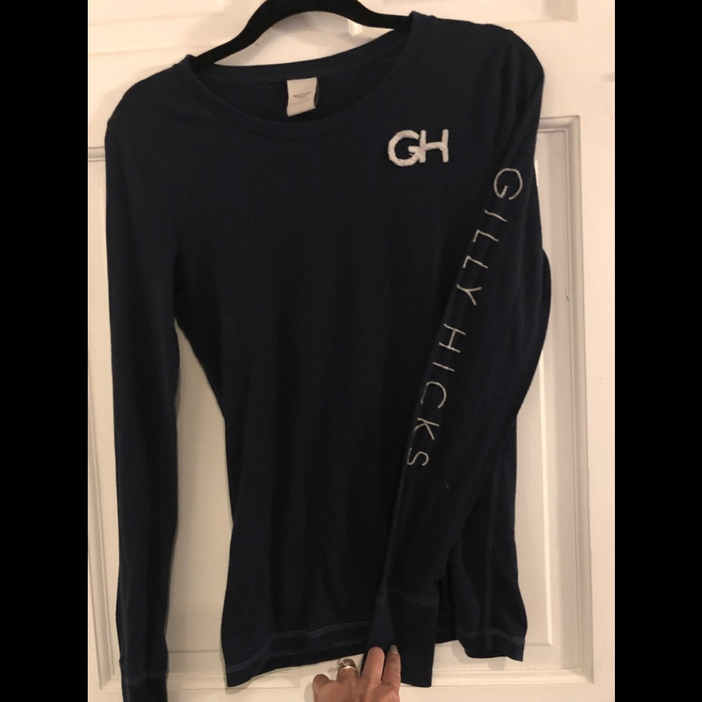 Gilly Hicks shirt